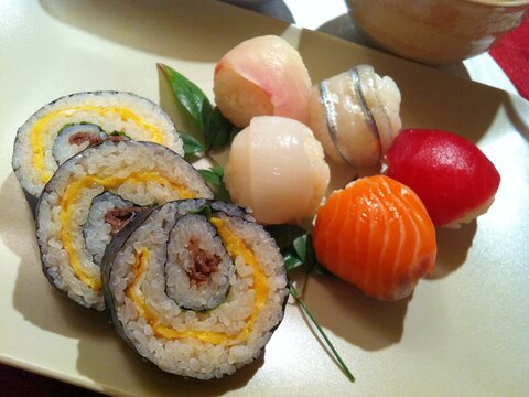 お花見に✤牛のしぐれ煮✤で太巻きずし